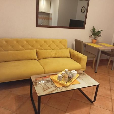 Apartment Piveta Traù Esterno foto