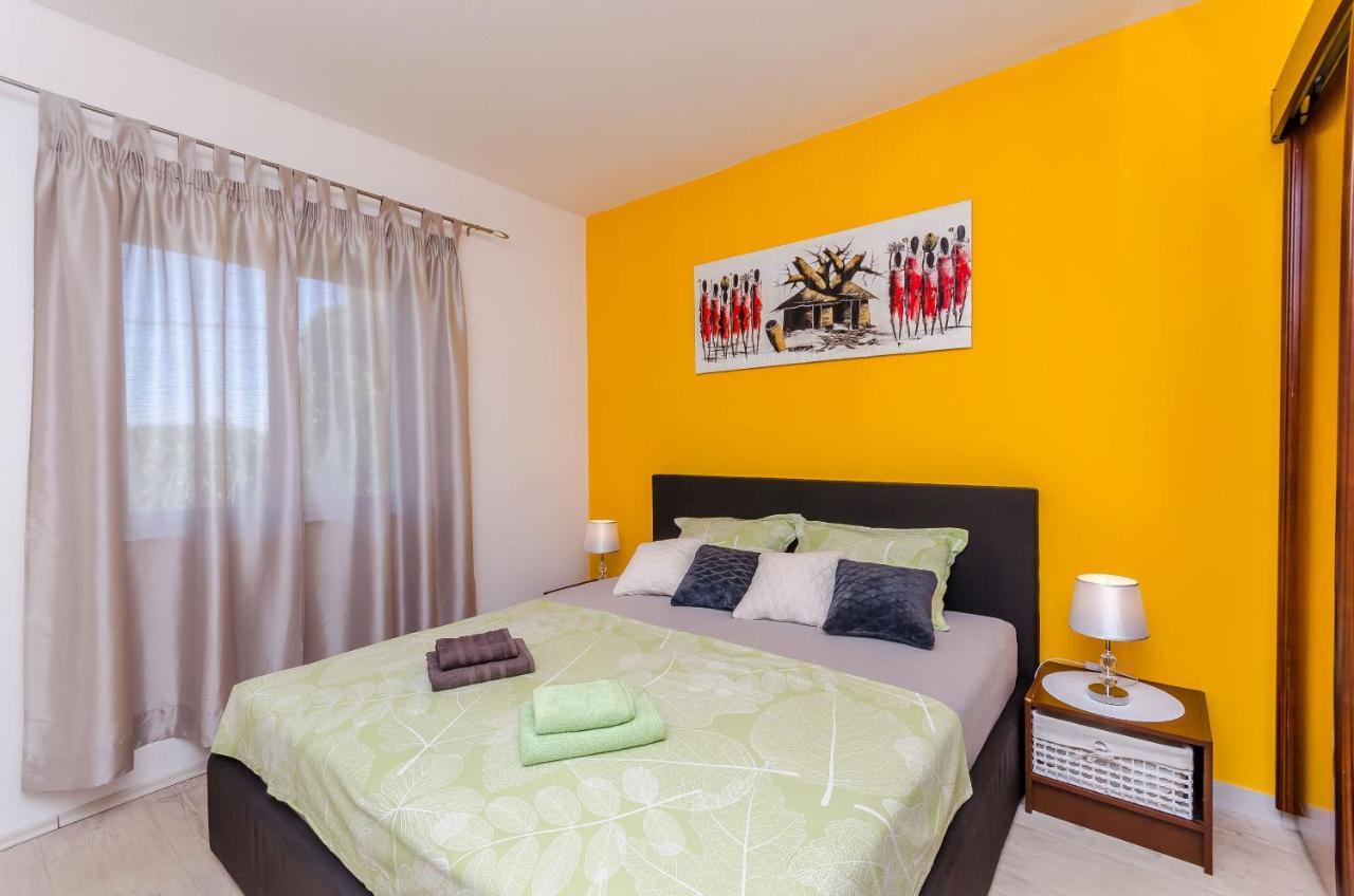 Apartment Piveta Traù Esterno foto