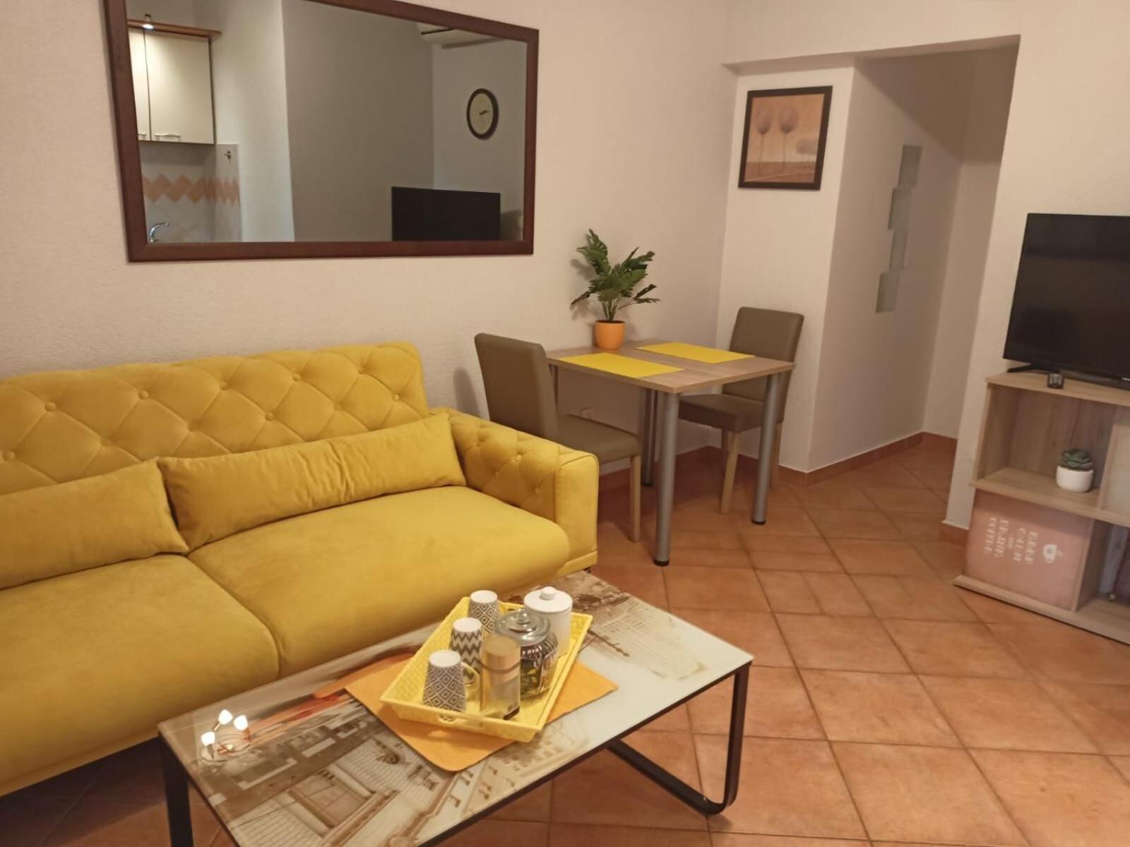 Apartment Piveta Traù Esterno foto
